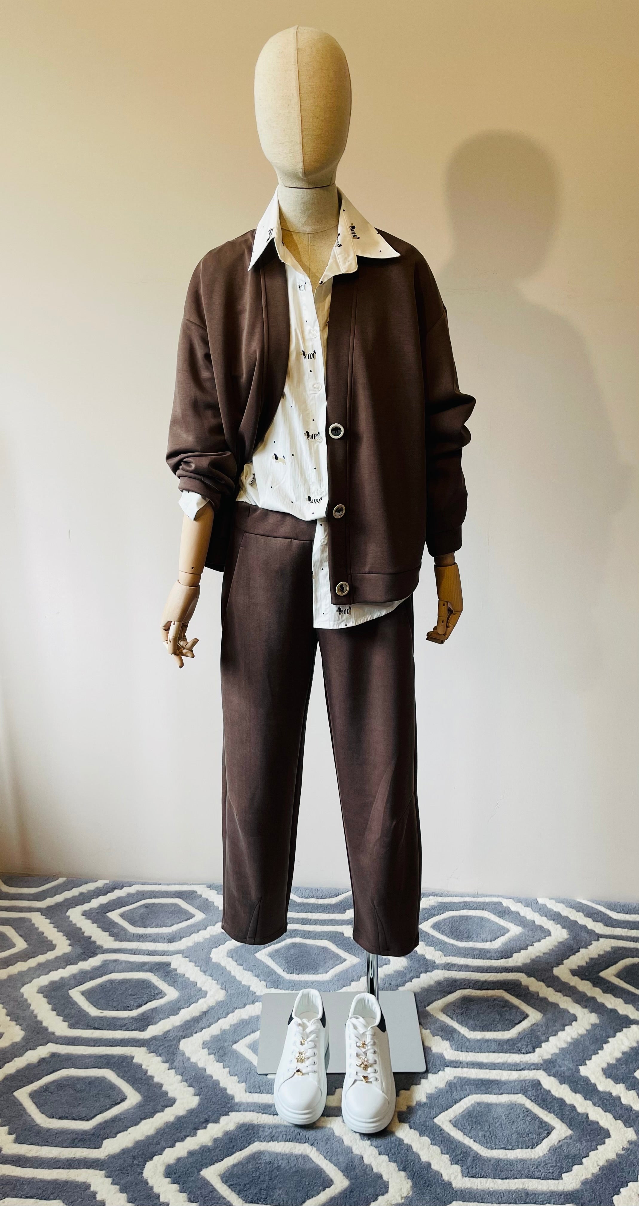 Tuta con Cardigan e Pantaloni Sigaretta – Completo Donna Elegante e Confortevole