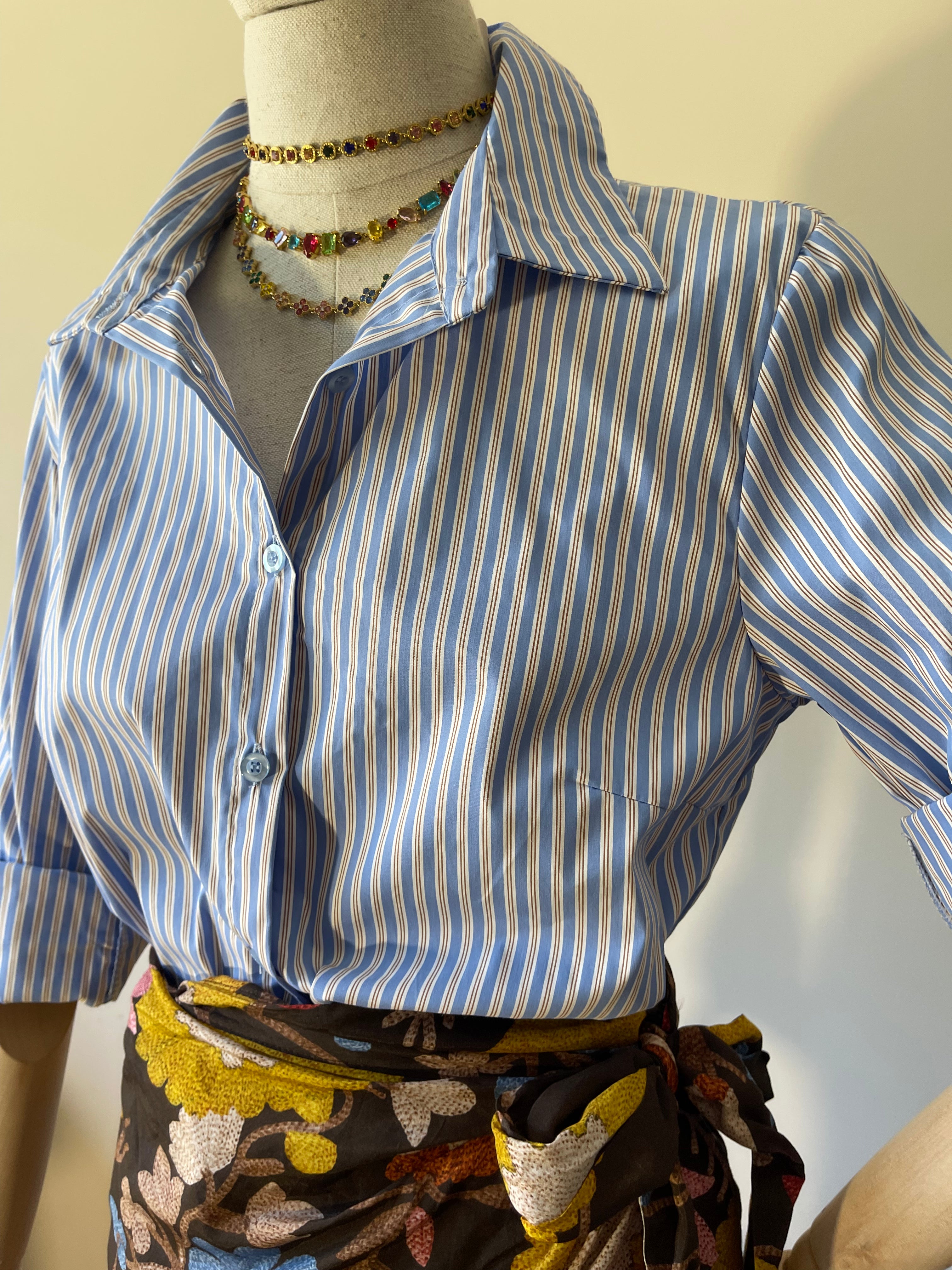 Camicia in Cotone Gessato Celeste e Marrone Manica Lunga con Polsini
