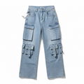 Jeans Cargo con Tasconi Laterali e Gamba Palazzo – Denim Donna Trendy e Versatile